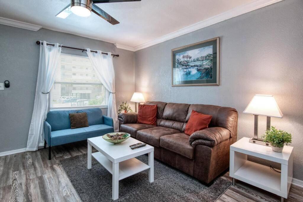 Sunset Beach Suites Of Madeira Beach! Pet Friendly Summer Getaway! Steps To Beach! - Suite 10 St. Pete Beach Extérieur photo